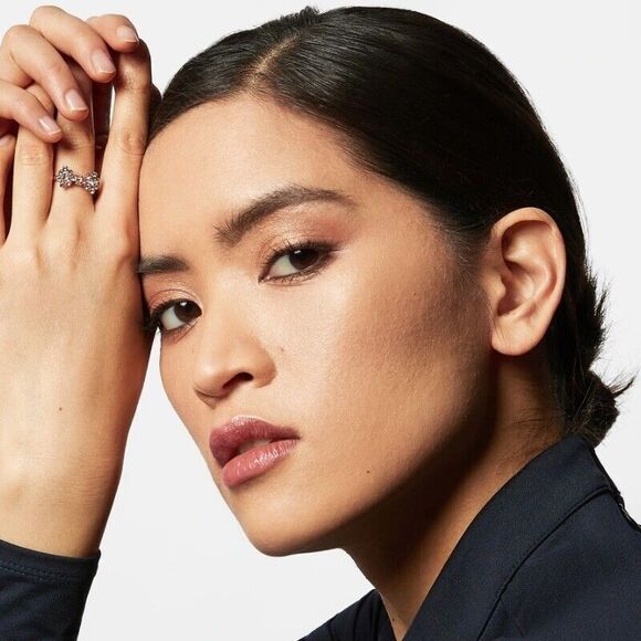 ❤︎ Ted Baker ❤︎ BREMMA Swarovski® Crystal bow Ring  M-L - Picture 8 of 8